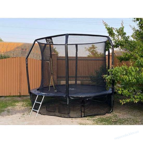 Батут FitToSky 252см с внутренней сеткой и лесенкой чёрный