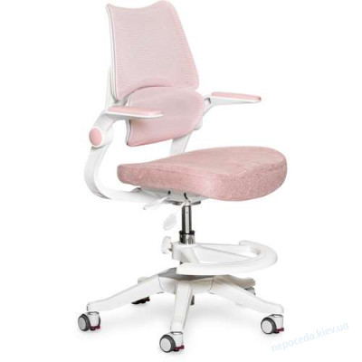 Дитяче крісло Mealux Fantasy Air Pink на колесиках дівчинці