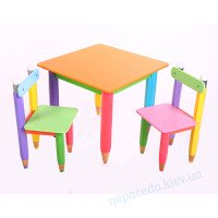 “Карандаши” столик 60*60 с пеналом и 2 стульчика