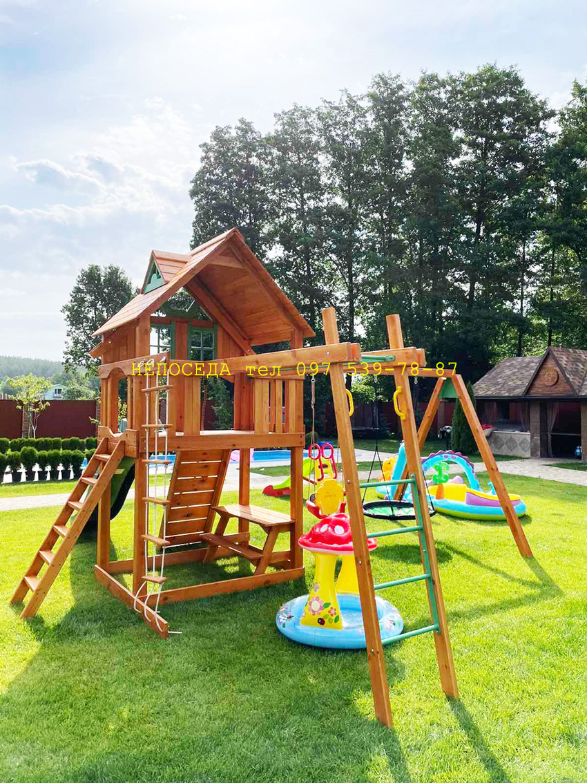 Детские площадки на дачу с домиком качелями и спортивной лесенкой